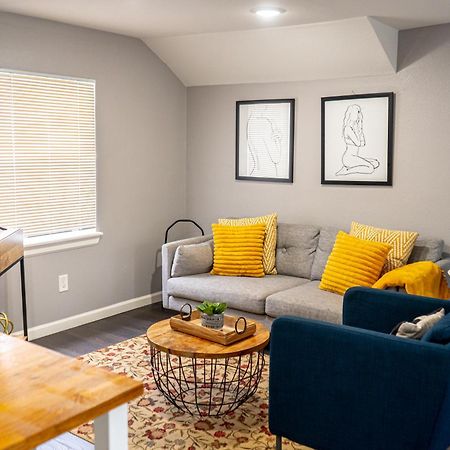 Super Cozy 2 Bedroom With Fast Wifi And Queen Bed Close To Downtown Houston!! 外观 照片